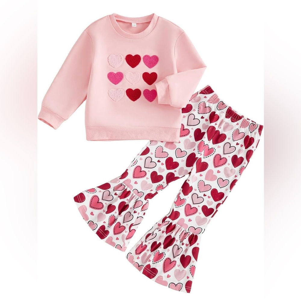 AMAZON Toddler Girls Hearts Matching Set - Sweatshirt & Ruffle Pants. SIZE 3-4T